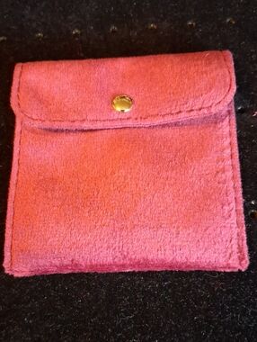 Plush Snap-Closure Velvet Jewelry Pouch - Burgundy